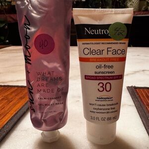 Neutrogena Clear Face Sunscreen and Sun+Moon Night Mask Set